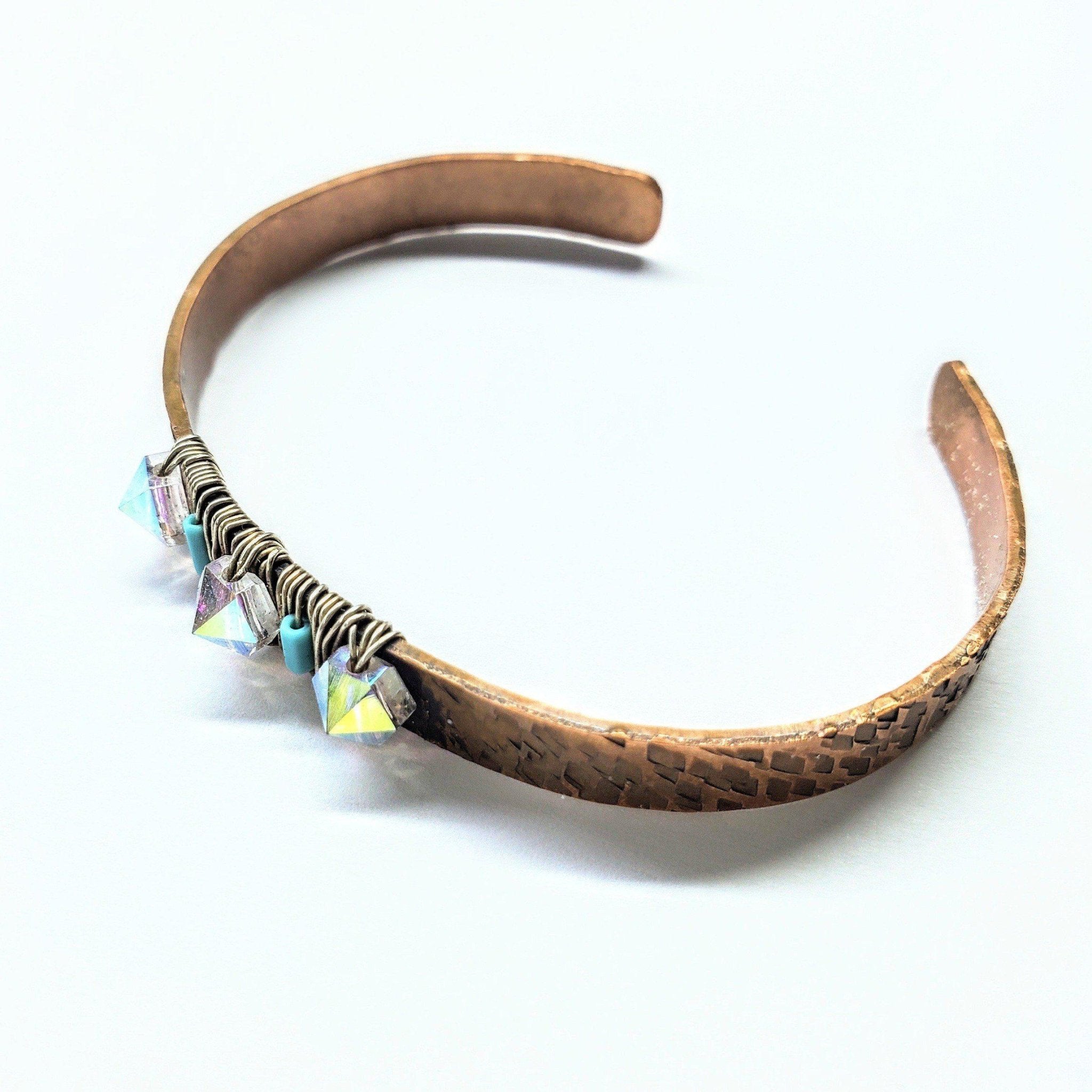 Handmade Hammer Textured Wire Wrapped Crystal Spike Bead Turquoise